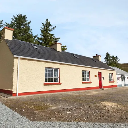 Holiday home Charlie's *